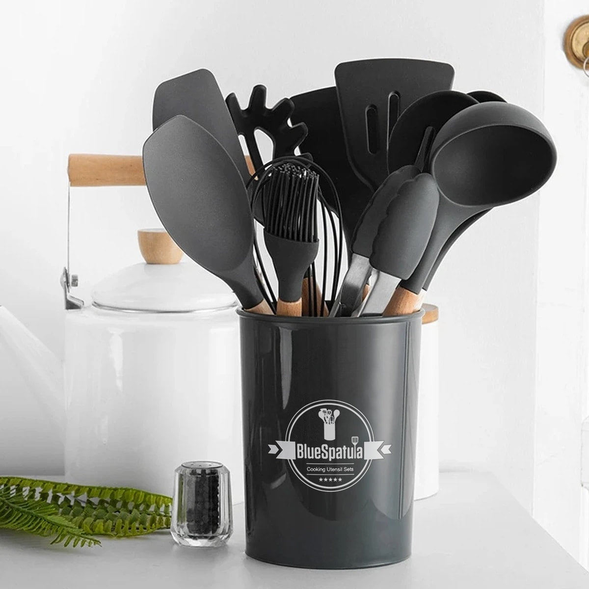 12 Piece Stainless Steel Kitchen Utensil Set, Novielo London